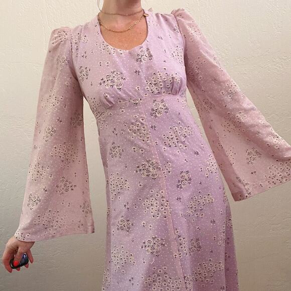 Vintage 1970's Purple Floral Print Flare Sleeve Maxi Dress - Picture 2 of 7